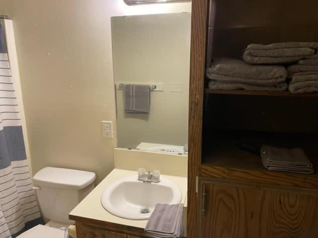 Charming 1-Br Upstairs Apartment Near Fort Sill! Lawton Eksteriør bilde